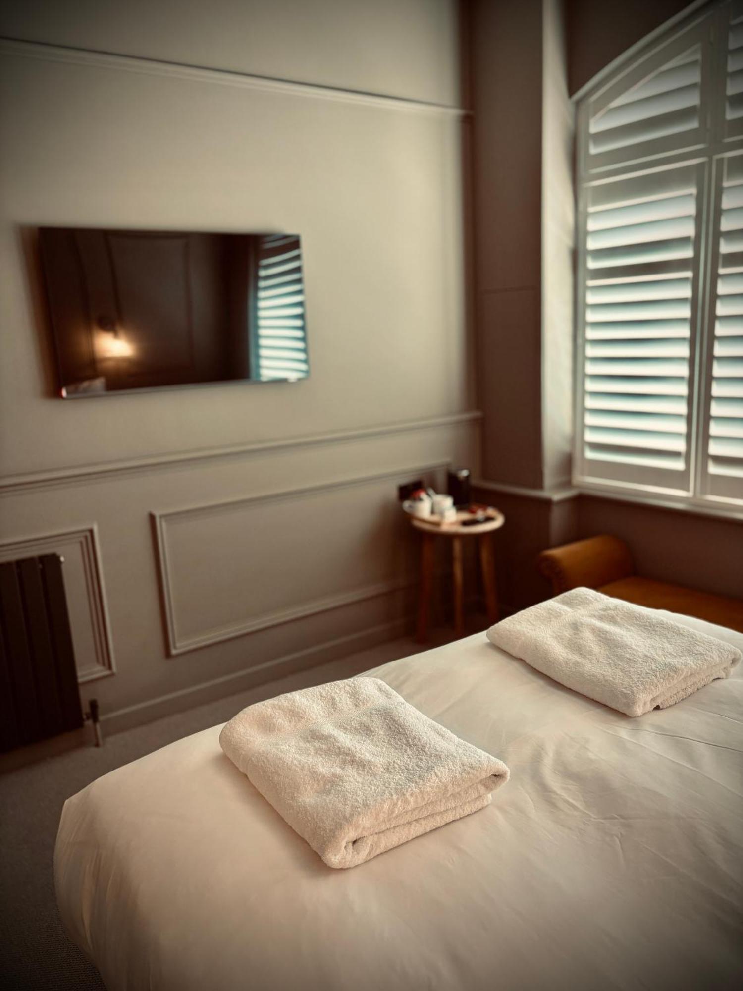 Rooms At The Quayside - Stylish En-Suite Rooms On Poole Quay All Fully Refurbed Exterior photo